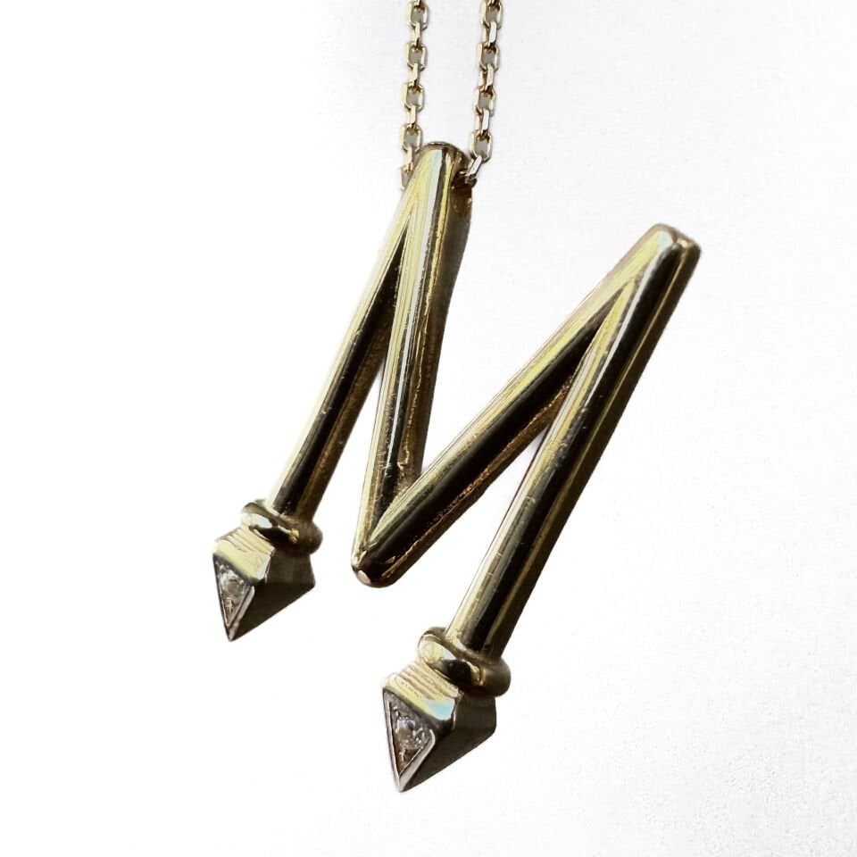 Monogram Altın Harf Kolye